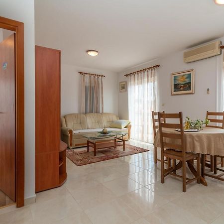 Apartman Dildo Διαμέρισμα Τρογκίρ Εξωτερικό φωτογραφία