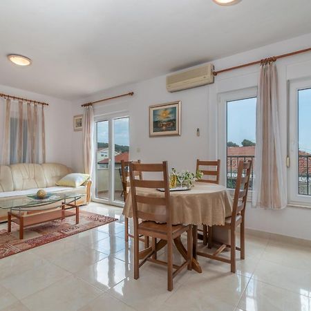 Apartman Dildo Διαμέρισμα Τρογκίρ Εξωτερικό φωτογραφία